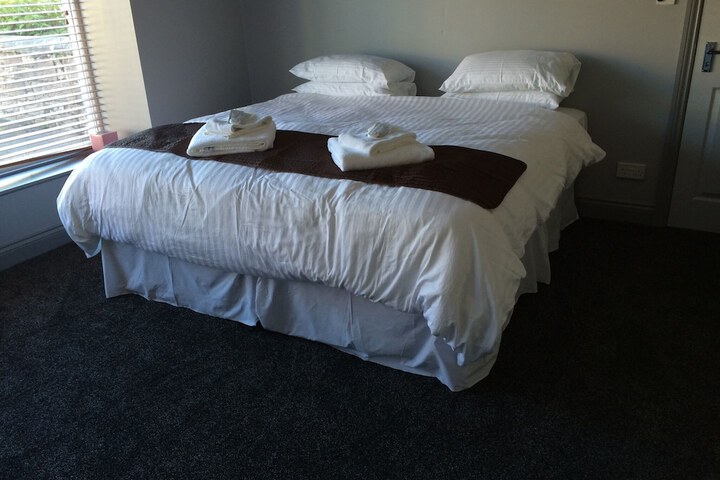 Room 7 of 22