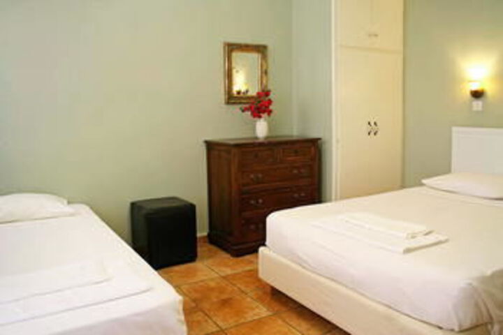 Room 35 of 65