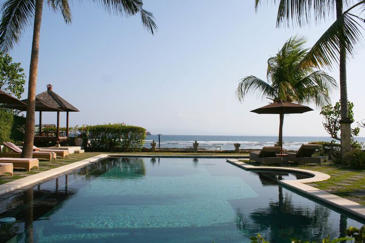 Pool 77 of 106