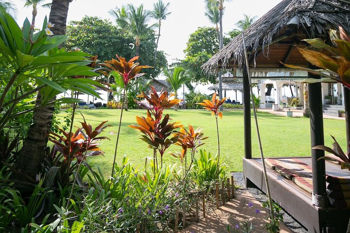 Hotel Exterior 124 of 133