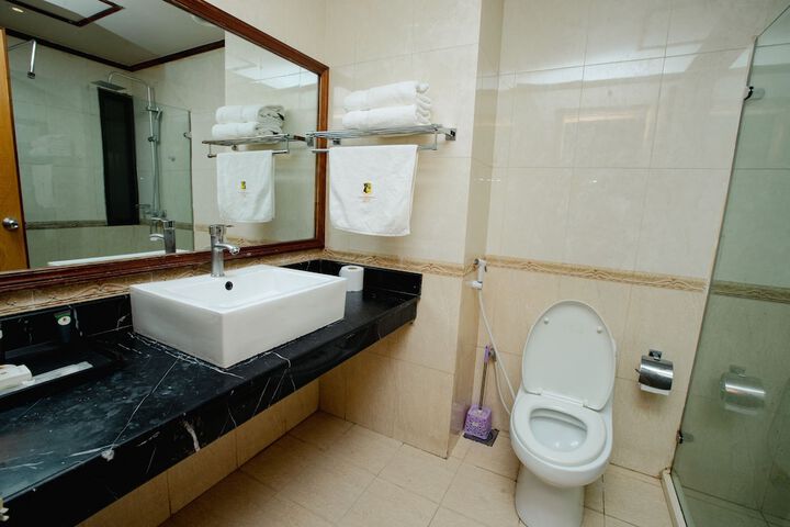 Room 16 of 27