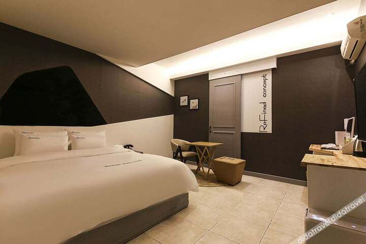 Refined Hotel