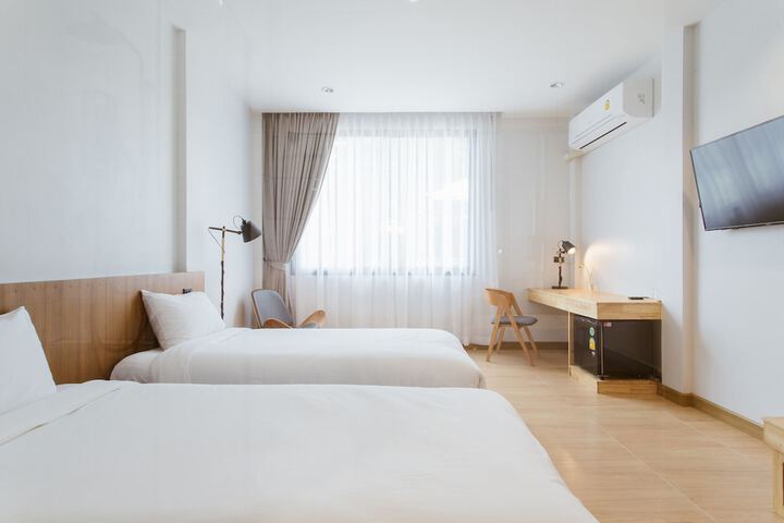 Room 54 of 103