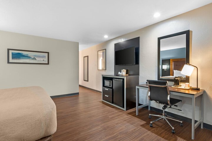 Room 39 of 64
