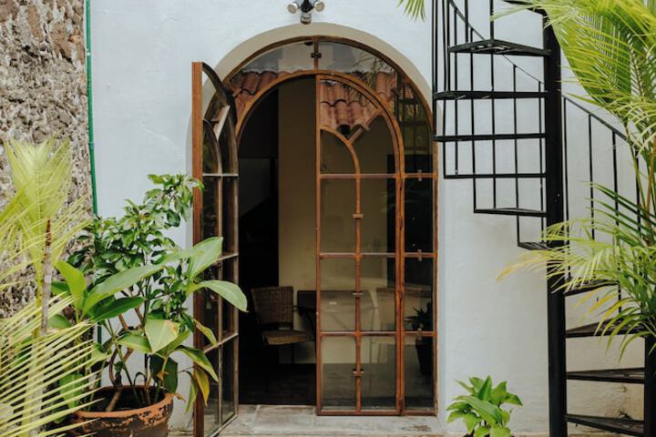 Room 4 of 55