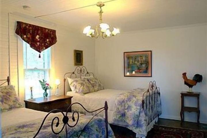 Room 19 of 40