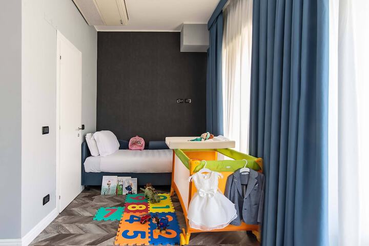 Room 21 of 63