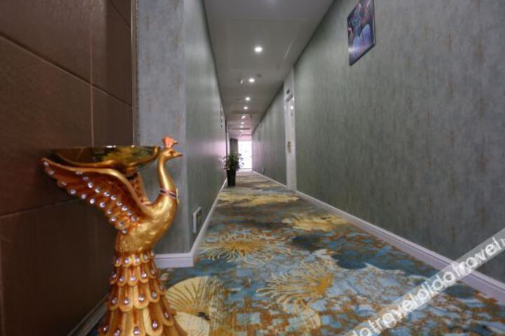 Hotel Interior 9 of 13