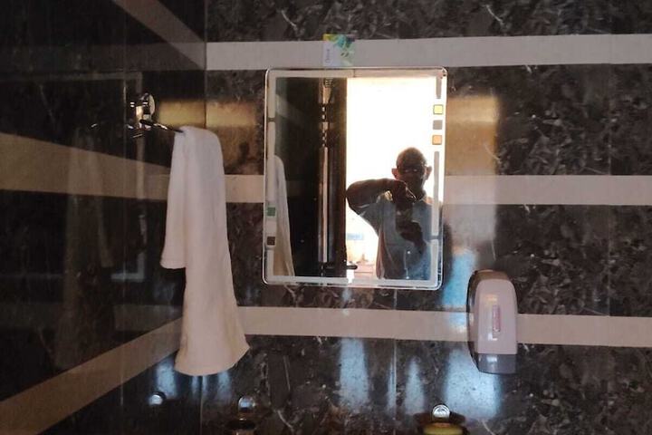 Room 16 of 26
