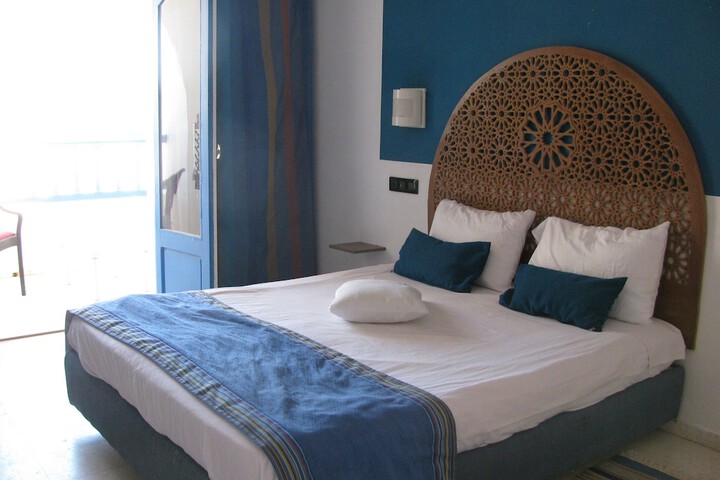 Room 15 of 74