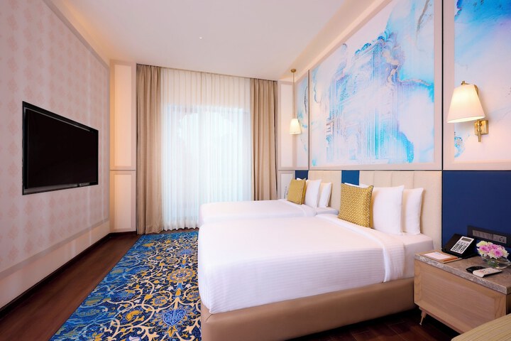 Room 10 of 63