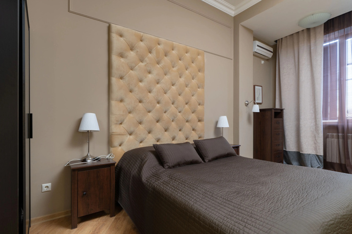 Room 3 of 48