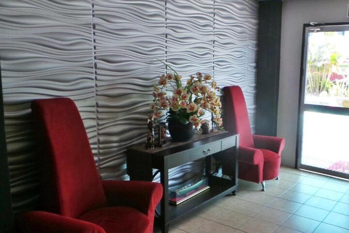 Apek Utama Hotel