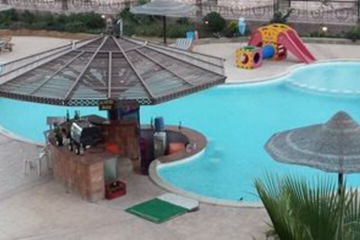 Pool 47 of 66