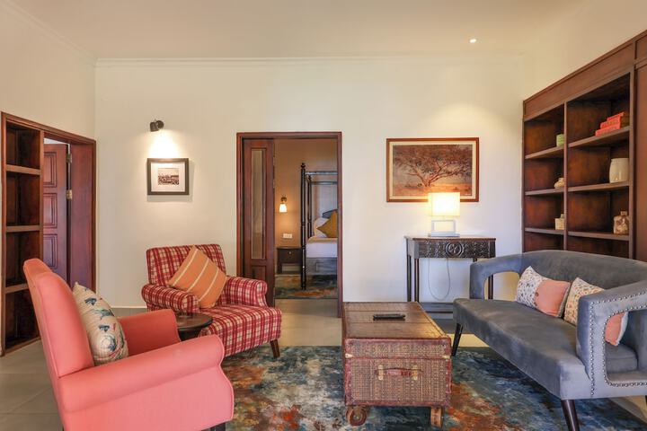 Room 17 of 53
