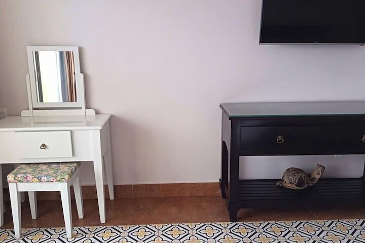 Room 13 of 47