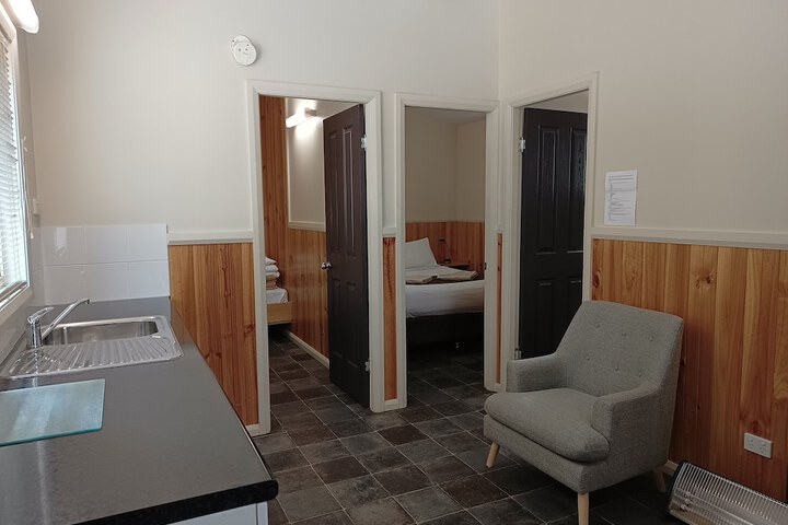 Room 10 of 22