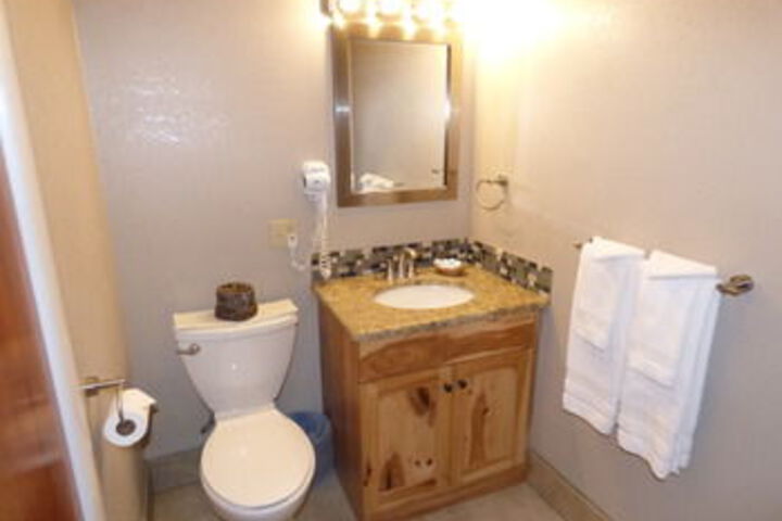 Room 3 of 35