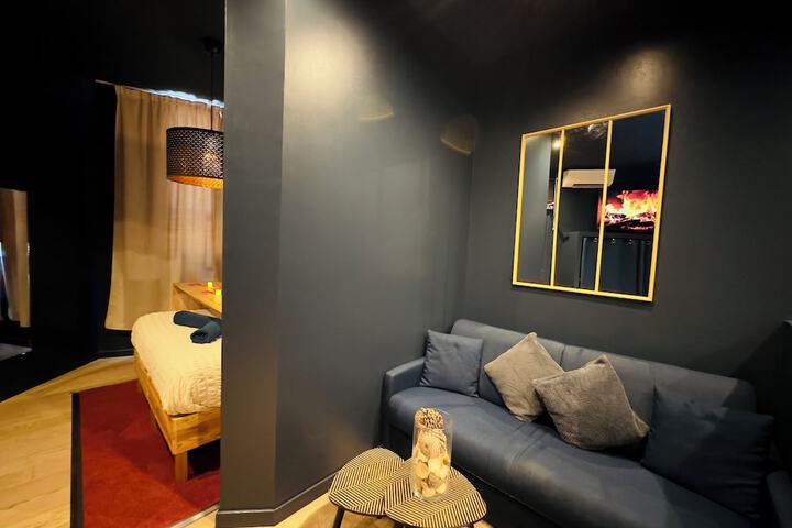 Room 27 of 51
