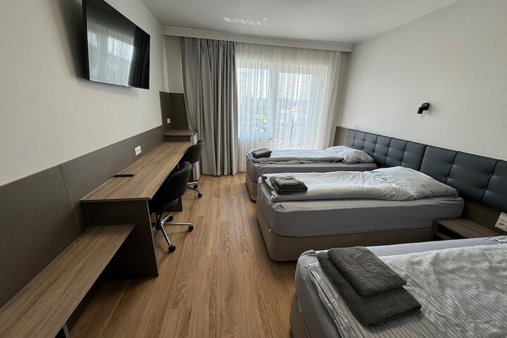 Room 26 of 91