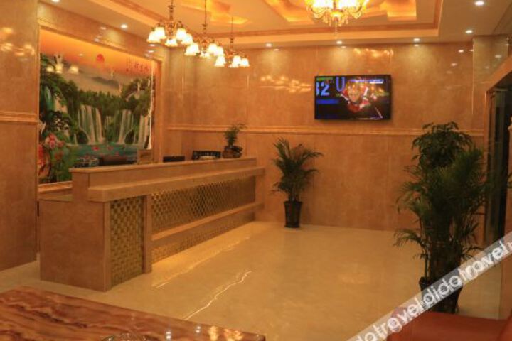 Hotel Interior 10 of 16