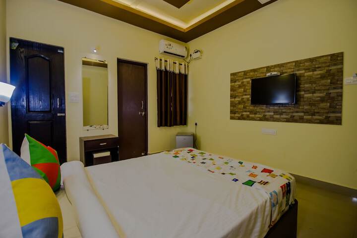 Room 8 of 22