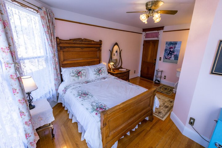 Room 22 of 124