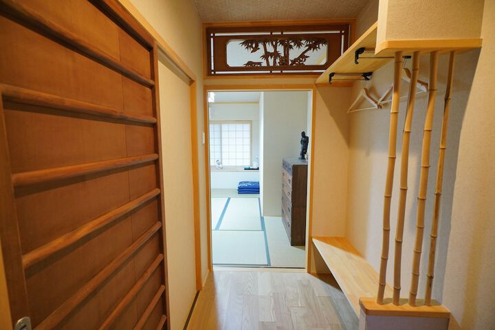 Room 14 of 96