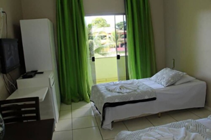 Room 7 of 37
