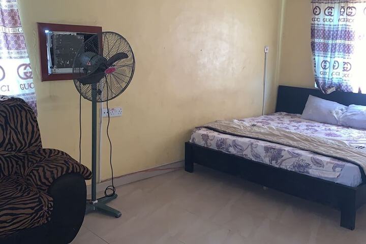 Room 3 of 6