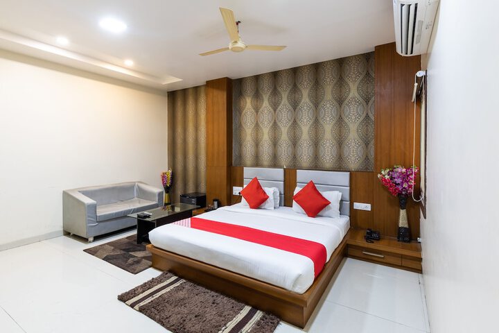 Room 12 of 14