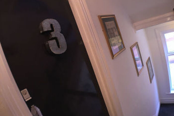 Room 21 of 42
