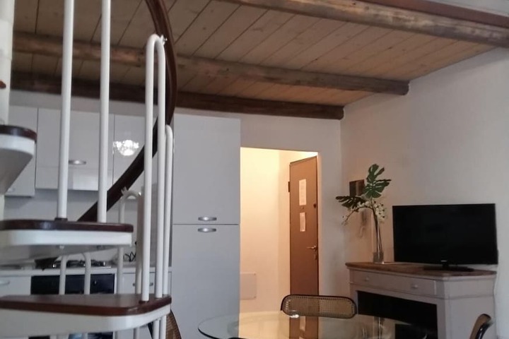 Room 43 of 51