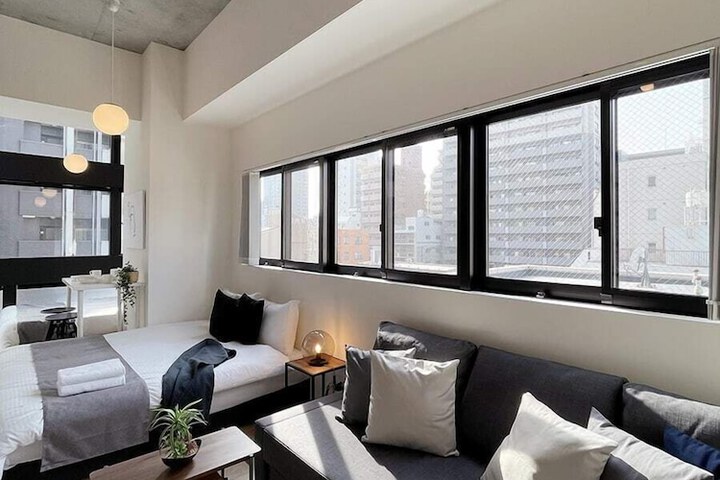 Room 21 of 177