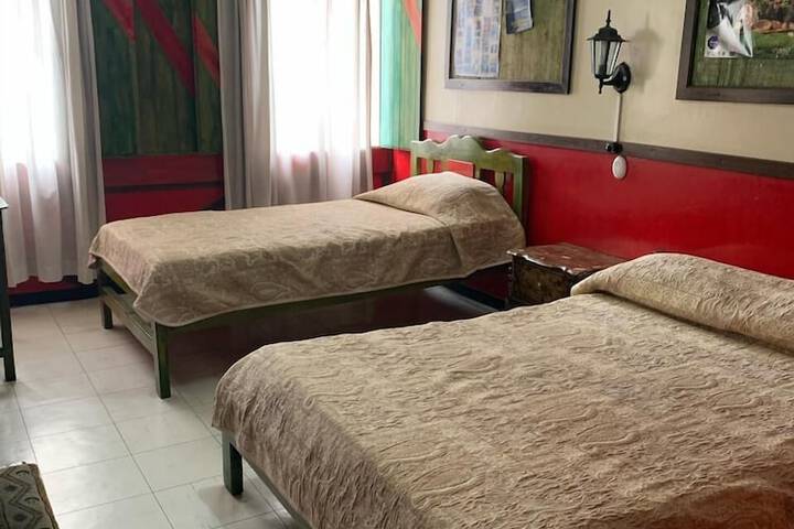 Room 4 of 37