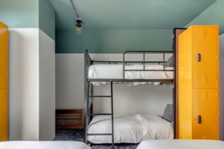 Room 42 of 88