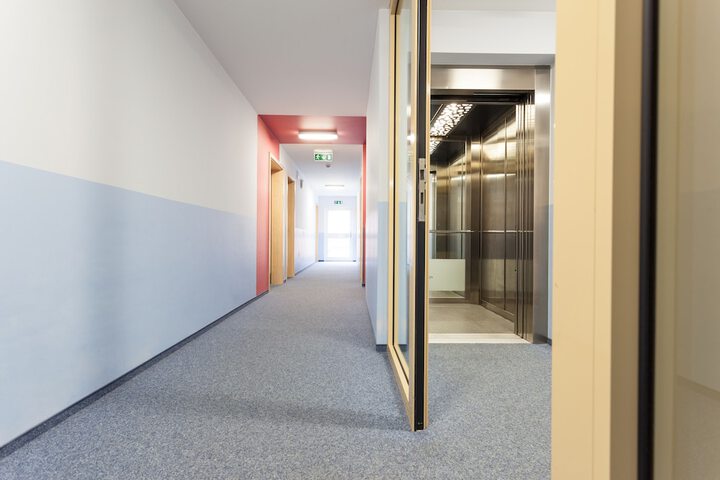 Ballroom/Hall 46 of 49