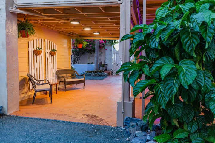 Hotel Exterior 144 of 171