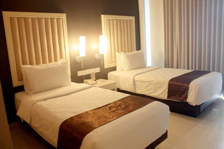 Room 10 of 41