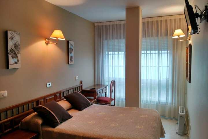 Room 8 of 37