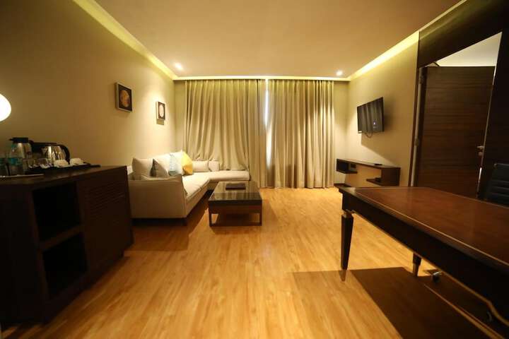 Room 19 of 54