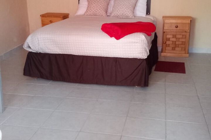 Room 5 of 23