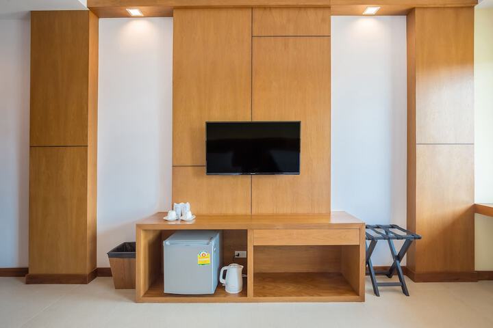 Room 12 of 29