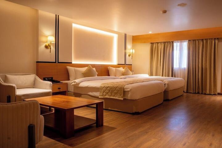 Room 34 of 61