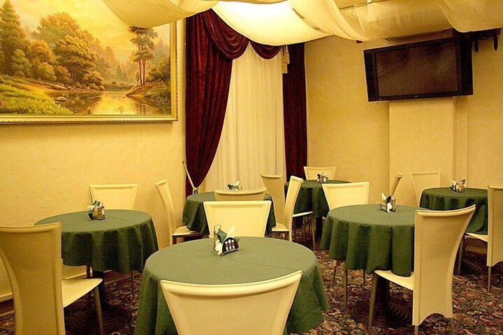Dining 58 of 84