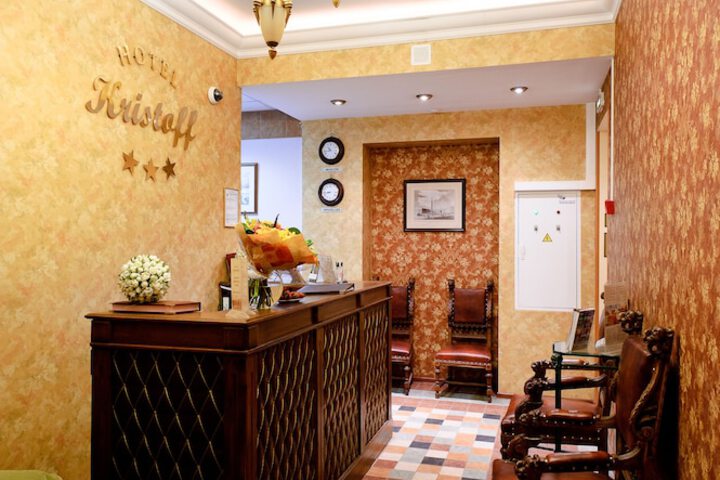 Hotel Interior 4 of 39