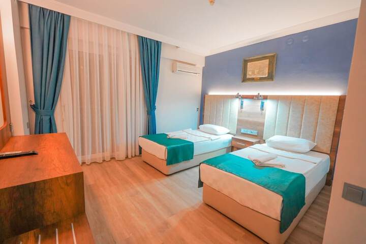 Room 34 of 58