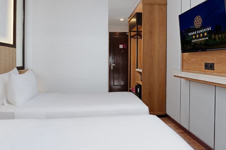 Room 60 of 235