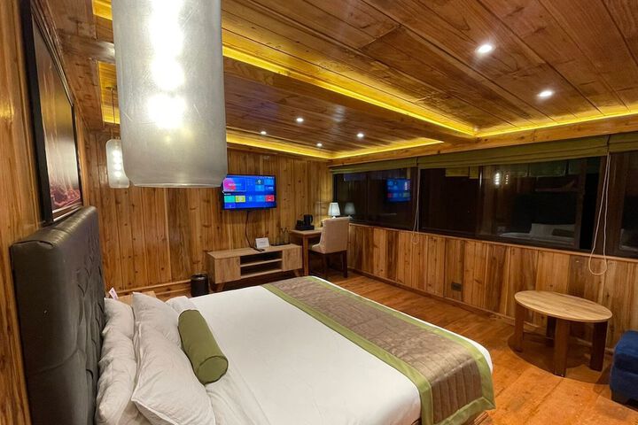 Room 21 of 40
