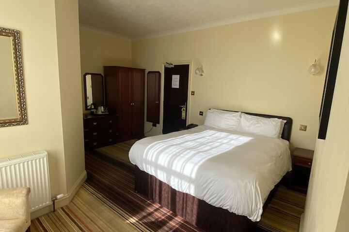 Room 21 of 70